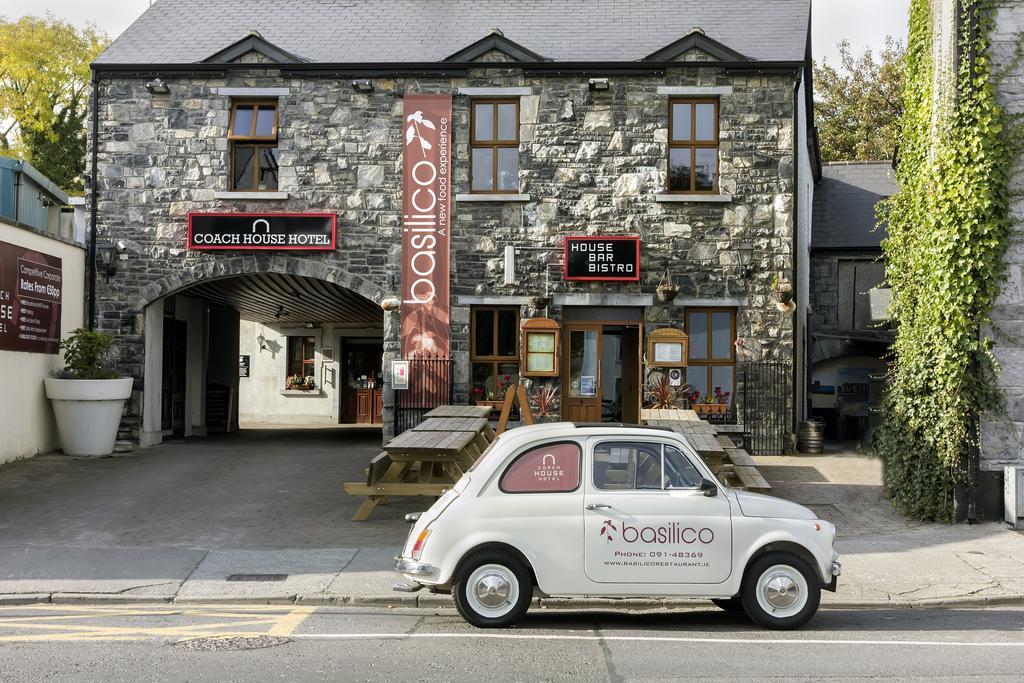 The Coach House Hotel Oranmore Exterior photo