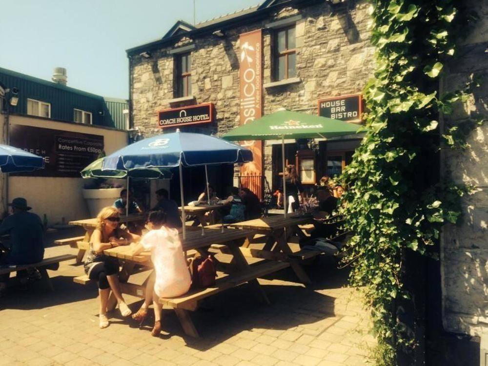 The Coach House Hotel Oranmore Exterior photo